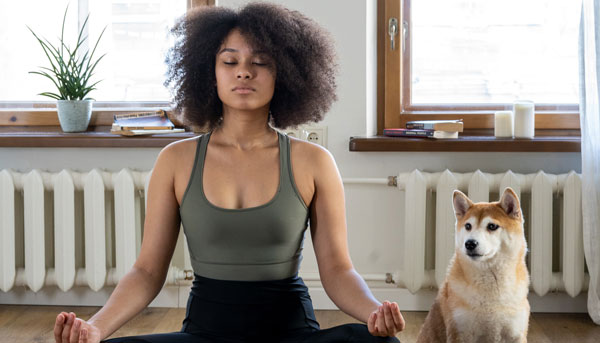 Watch: Managing Daily Symptoms with Migraine Strong